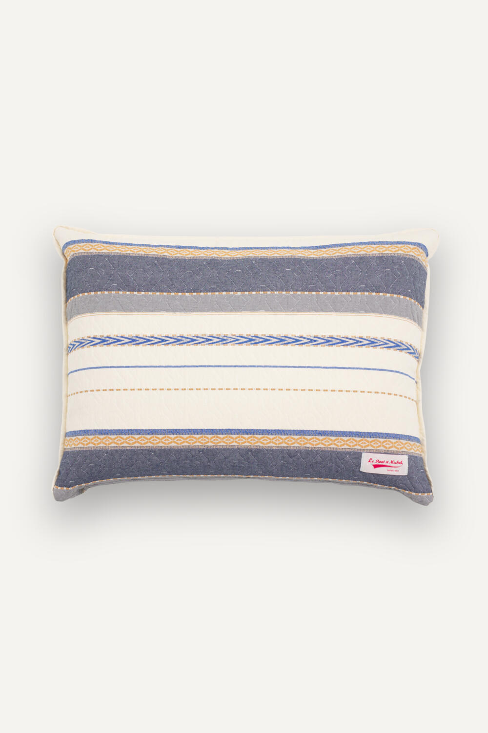 ADEN – CUSHION 40 x 55 cm